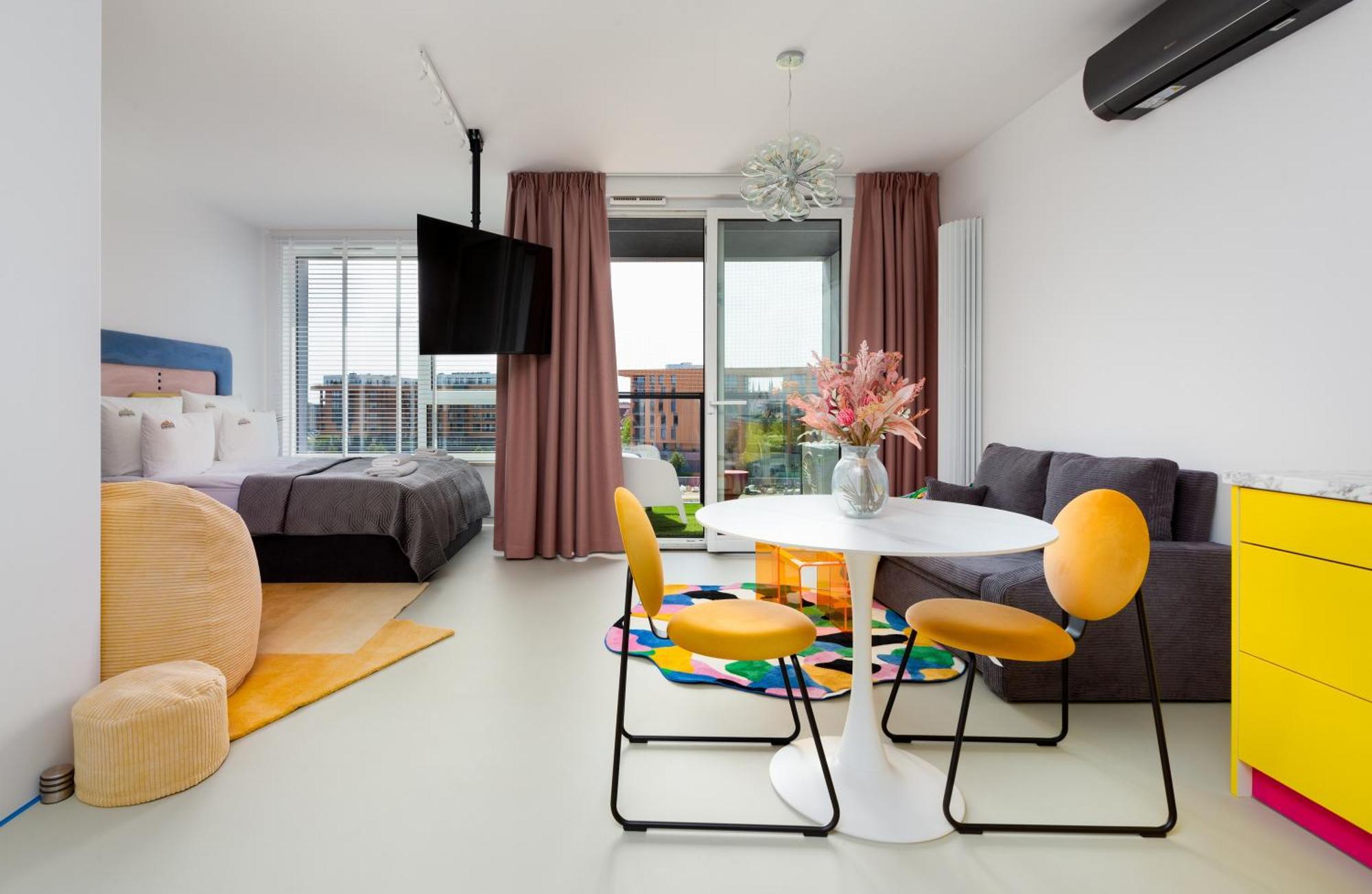 Chlebova - Riverside View Terrace, Free Parking, Gym & Kidsplay By Downtown Apartments 그단스크 객실 사진