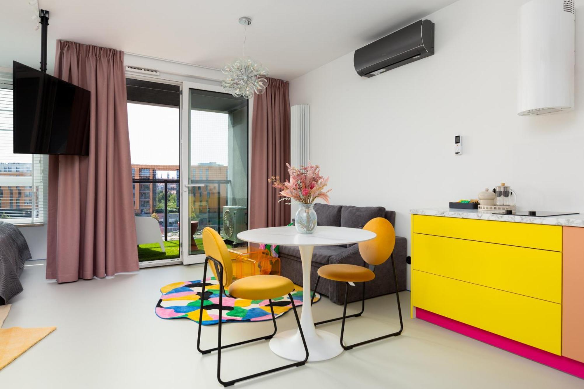 Chlebova - Riverside View Terrace, Free Parking, Gym & Kidsplay By Downtown Apartments 그단스크 객실 사진