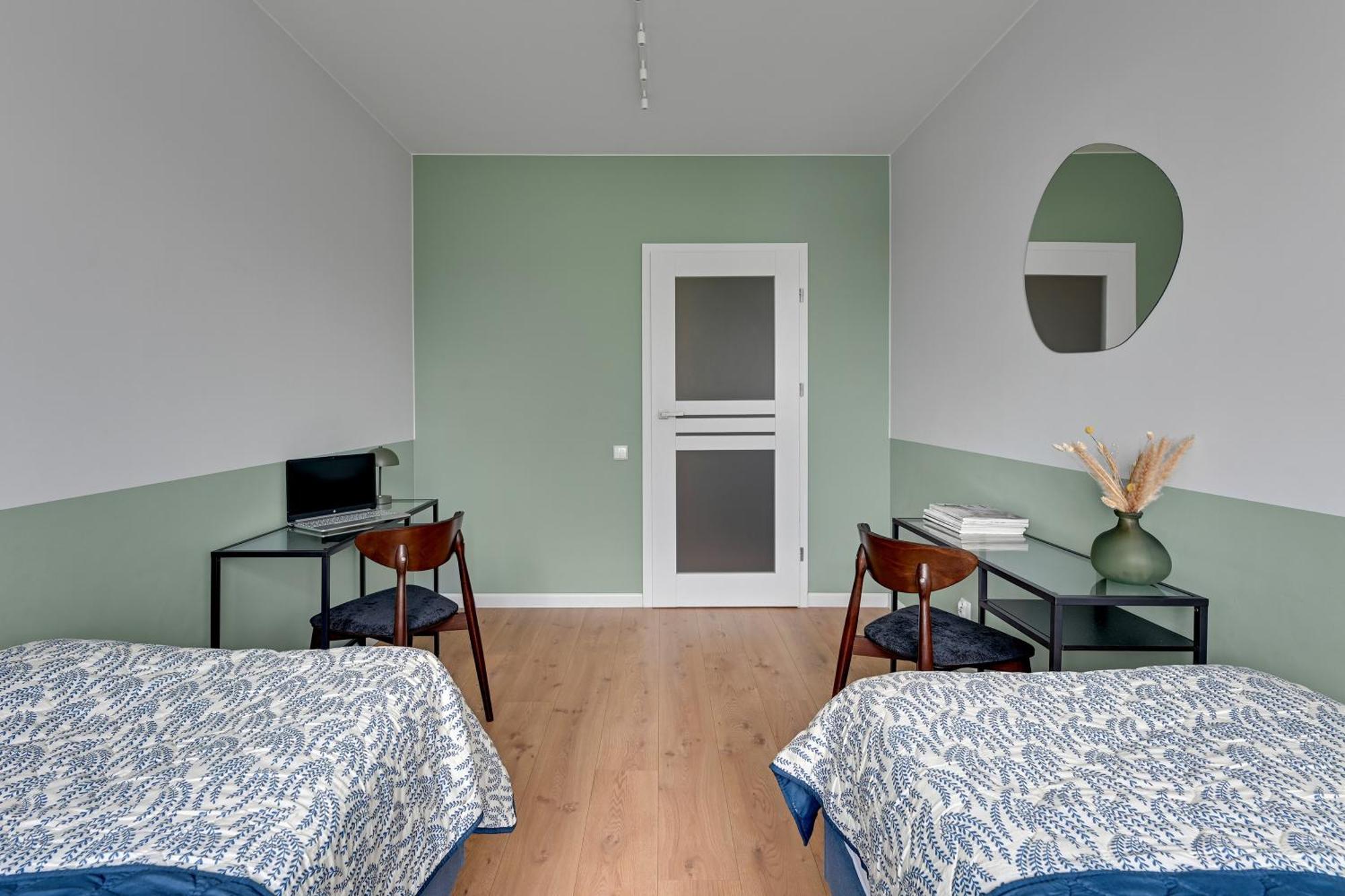 Chlebova - Riverside View Terrace, Free Parking, Gym & Kidsplay By Downtown Apartments 그단스크 객실 사진